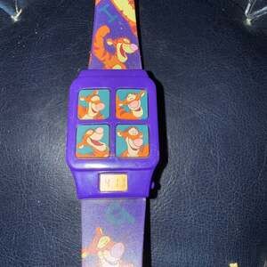 Vintage Disney Tigger Action Sound Digital Watch Purple